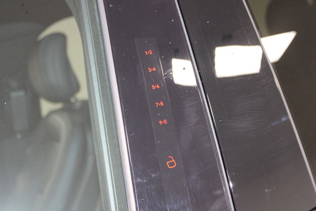 New 2025 Lincoln Nautilus Premier w/ Equipment Group 102A image 17