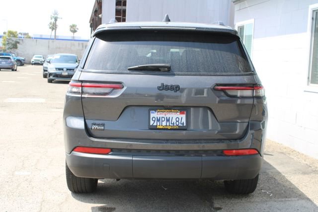 Used 2024 Jeep Grand Cherokee L Altitude AWD/4WD image 4
