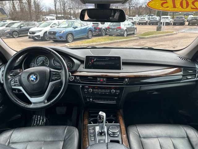 Used 2015 BMW X5 xDrive35d image 10