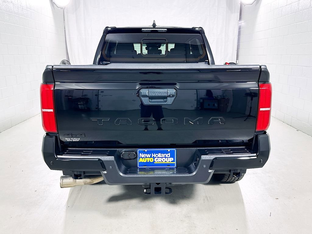 Used 2024 Toyota Tacoma TRD Sport w/ TRD Sport Upgrade Package AWD/4WD image 6