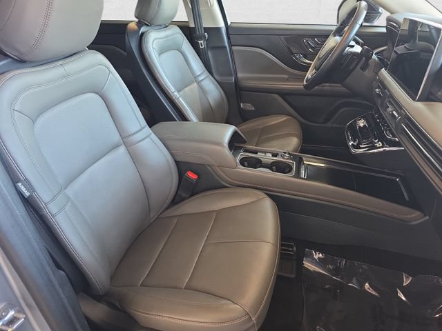 Used 2023 Lincoln Corsair AWD w/ Equipment Group 101A image 10