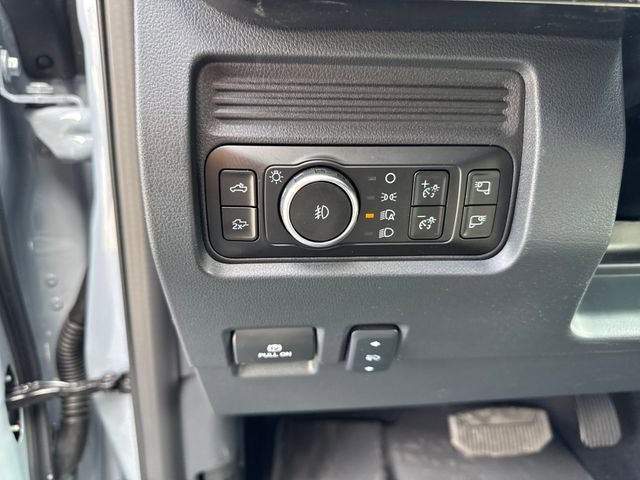 New 2026 Ford F350 Lariat w/ Lariat Ultimate Package AWD/4WD image 32