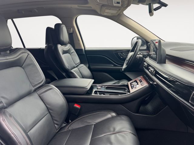 Used 2021 Lincoln Aviator Grand Touring w/ Equipment Group 302A AWD/4WD image 15