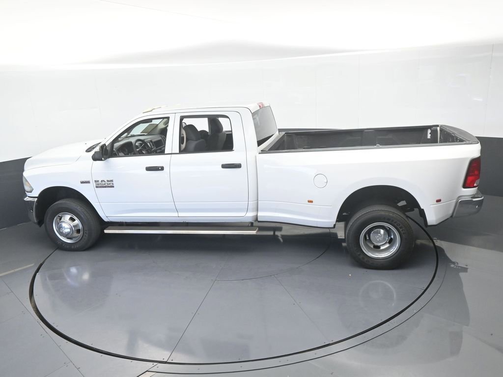 Used 2018 RAM 3500 Tradesman w/ Chrome Appearance Group image 42