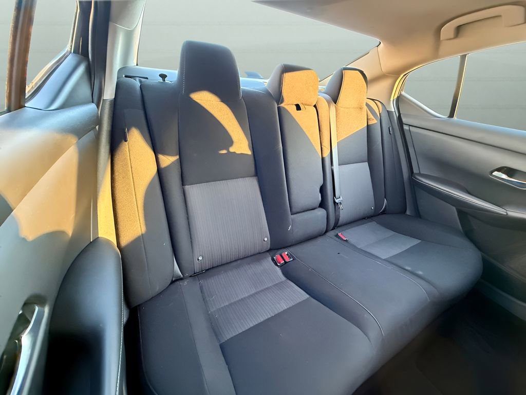 Used 2021 Nissan Sentra SV image 18