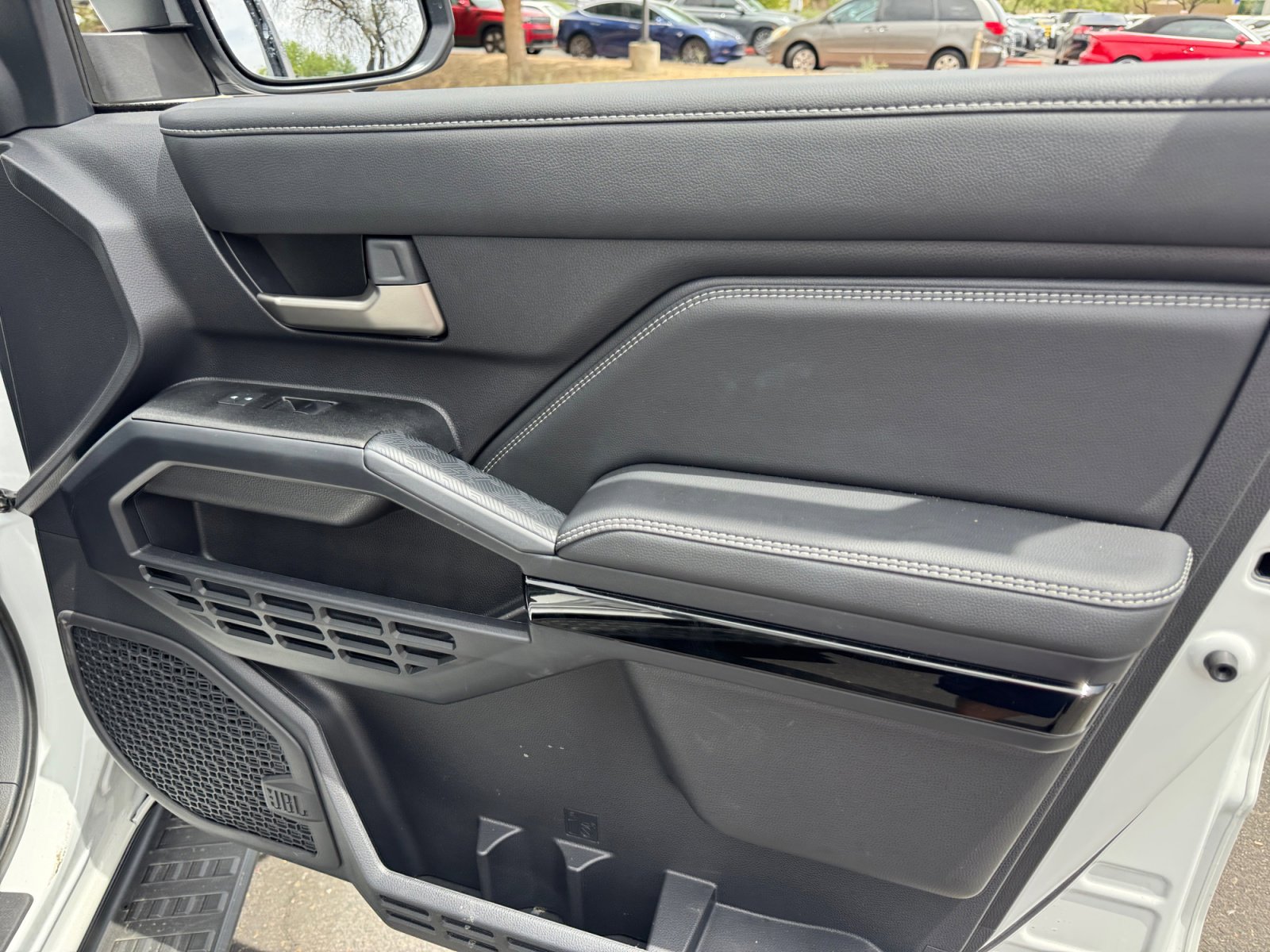 Certified 2025 Toyota 4Runner Limited AWD/4WD image 16