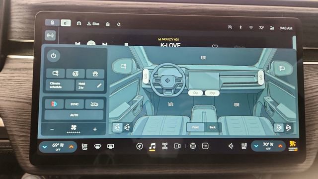 Used 2023 Rivian R1T Adventure image 49