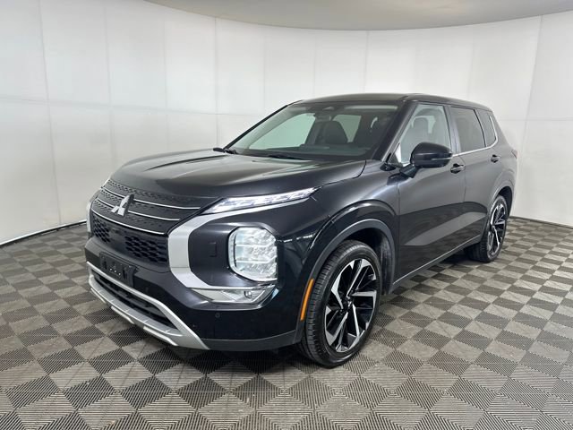 Used 2024 Mitsubishi Outlander SE image 7