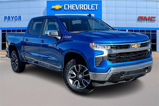 Used 2022 Chevrolet Silverado 1500 LT w/ Z71 Off-Road Package image 1