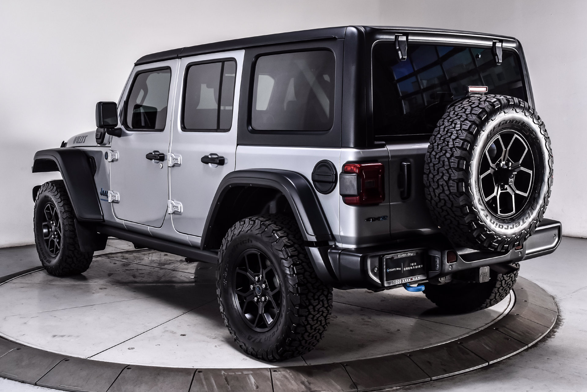 Used 2024 Jeep Wrangler Unlimited AWD/4WD image 4