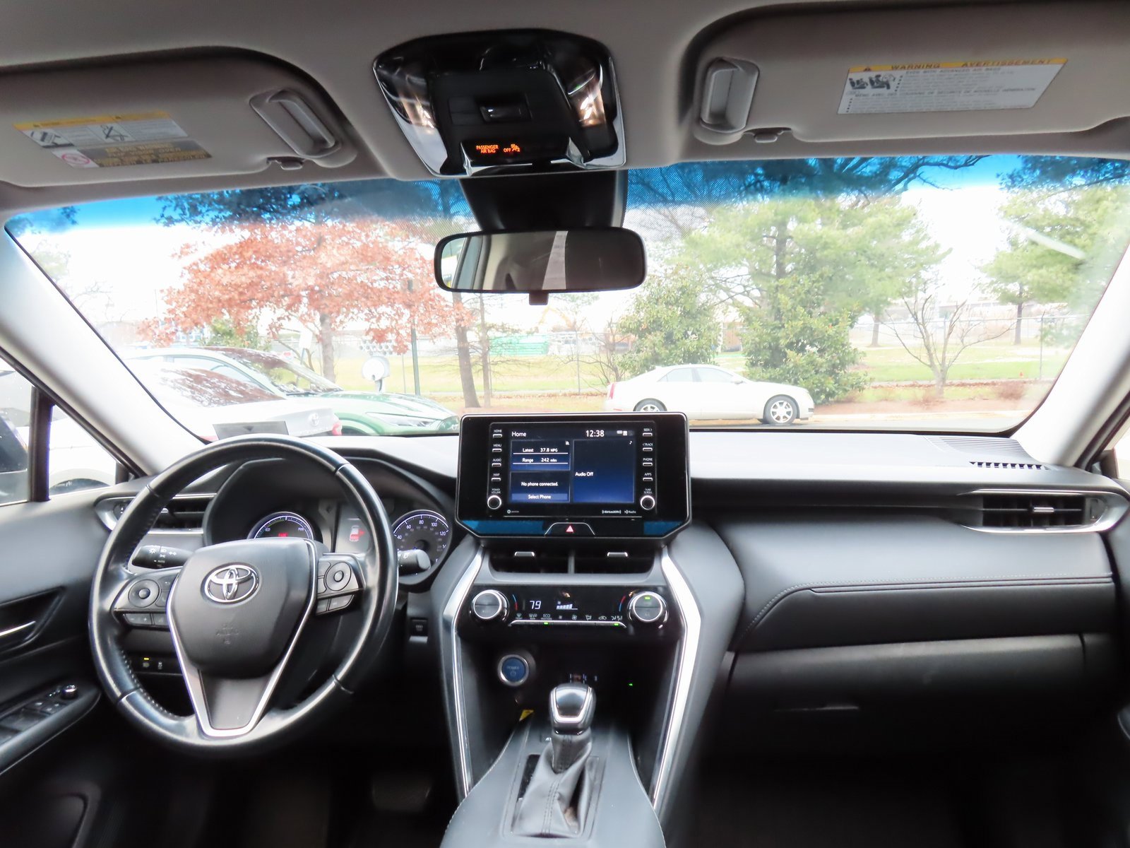 Used 2021 Toyota Venza LE w/ Carpet Mat Package (TMS) image 14