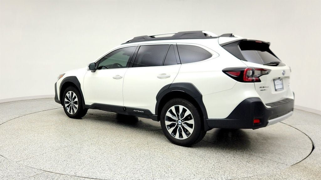 Used 2024 Subaru Outback Touring XT AWD/4WD image 7