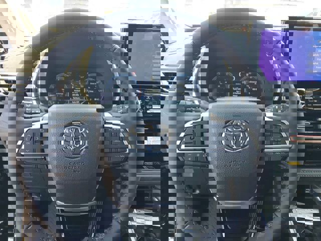 New 2026 Toyota Highlander Limited image 12