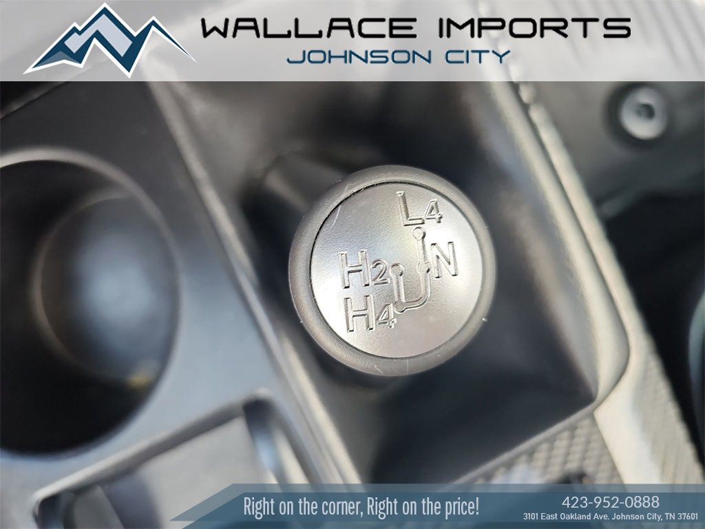 Used 2021 Toyota 4Runner Venture image 32