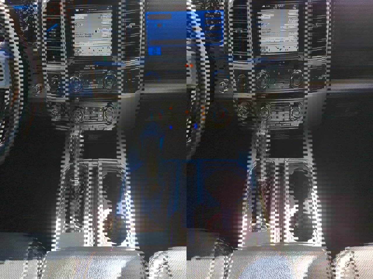 Used 2018 Ford F150 Lariat w/ Trailer Tow Package image 17