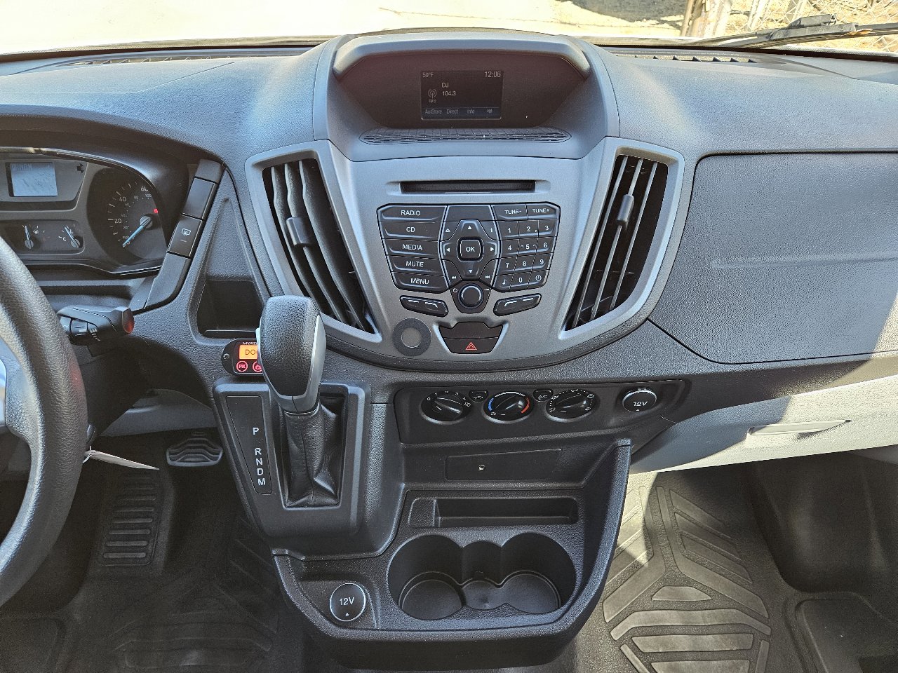 Used 2017 Ford Transit 350 XL image 40