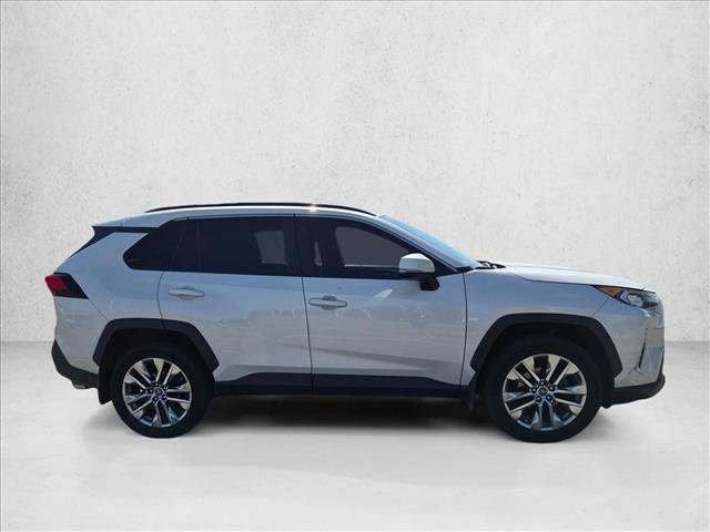 Certified 2021 Toyota RAV4 XLE Premium AWD/4WD image 4