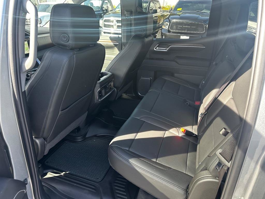 Used 2026 GMC Sierra 1500 Denali AWD/4WD image 9