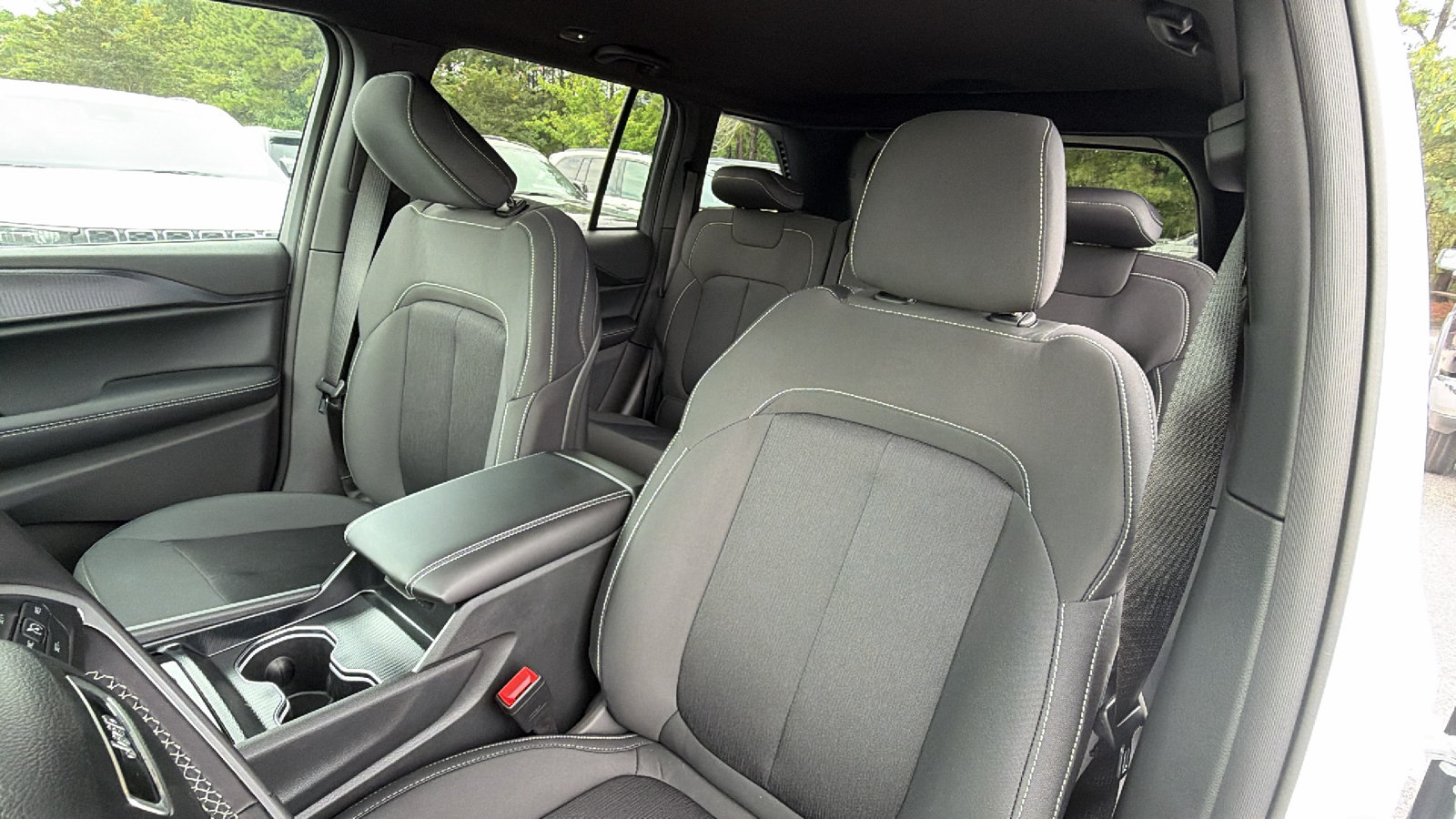New 2026 Jeep Grand Cherokee Laredo RWD image 17