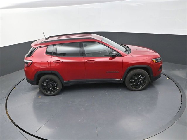 New 2026 Jeep Compass Latitude image 16