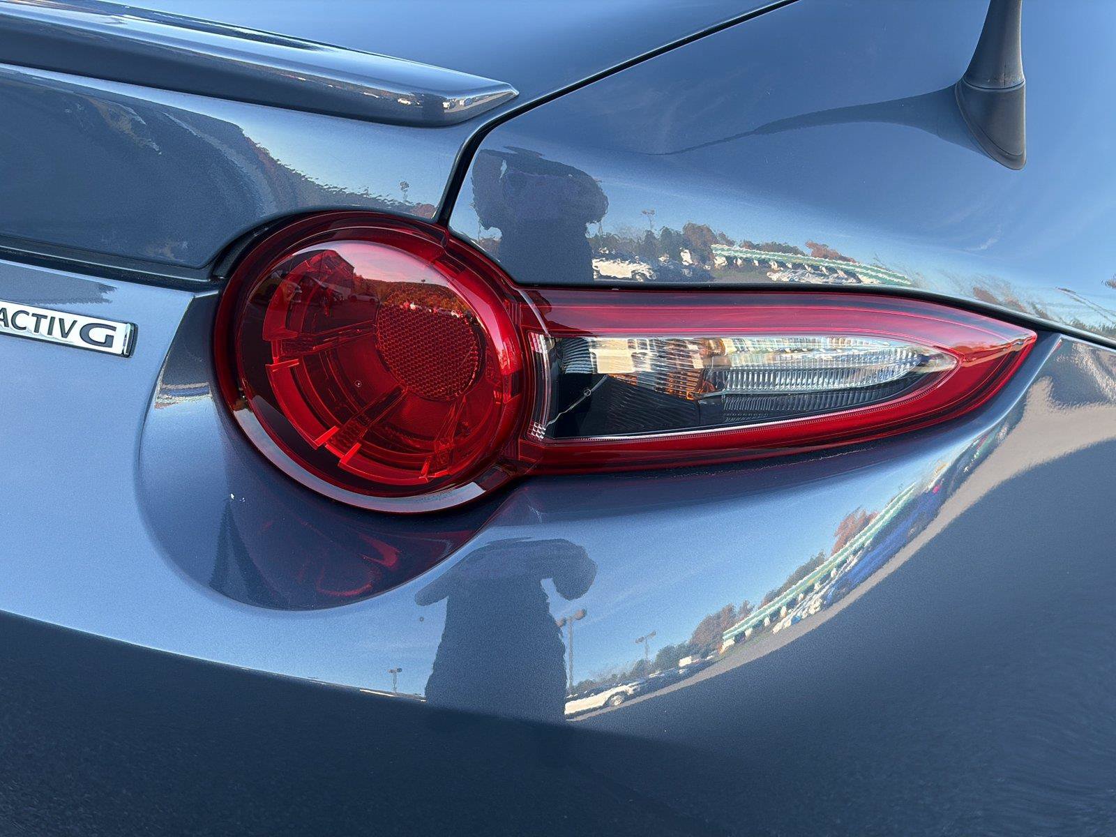 Used 2020 MAZDA MX-5 Miata RF Grand Touring RWD image 16