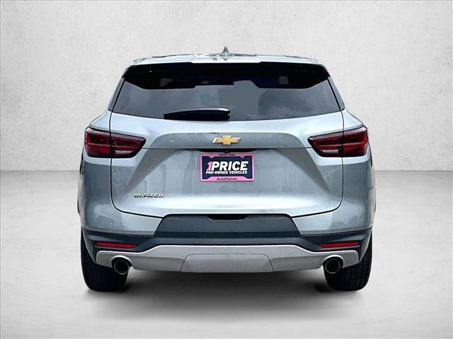 Used 2023 Chevrolet Blazer LT FWD image 4