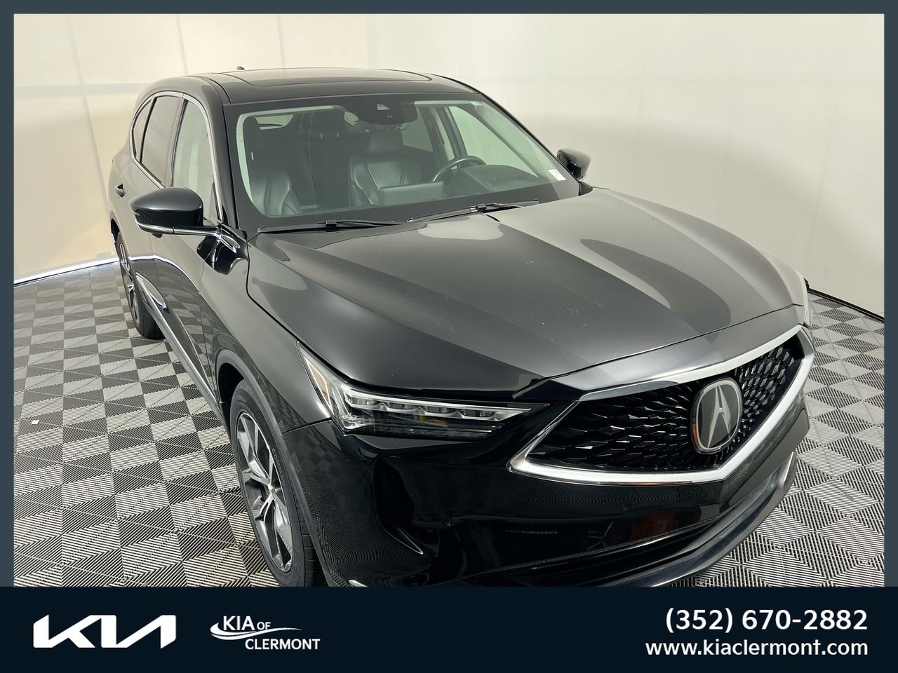Used 2023 Acura MDX FWD w/ Technology Package image 1