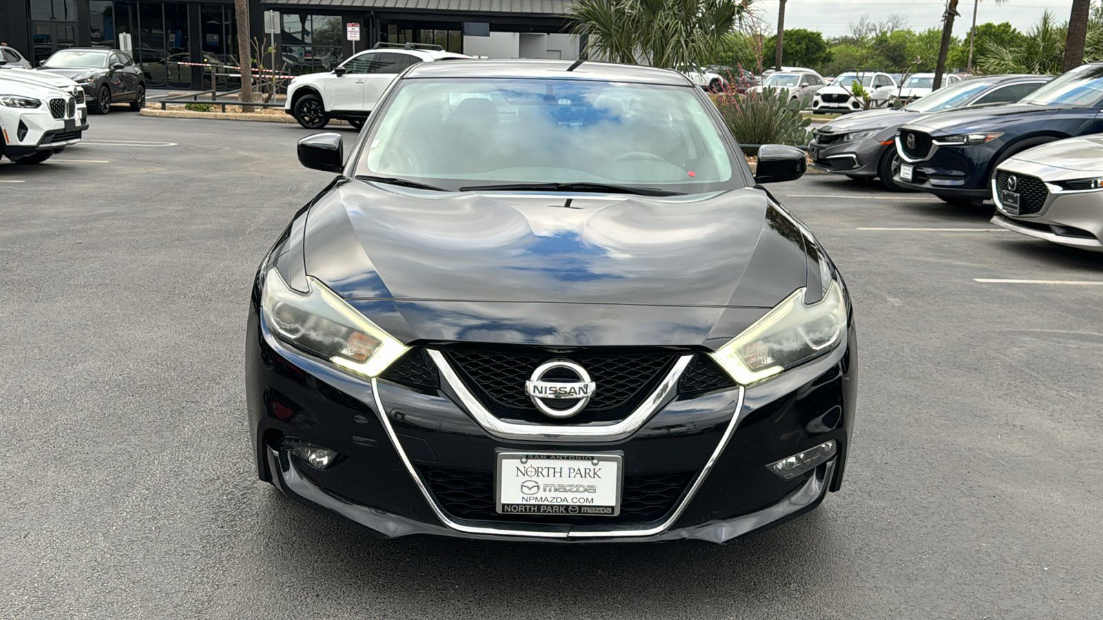Used 2018 Nissan Maxima 3.5 S image 2