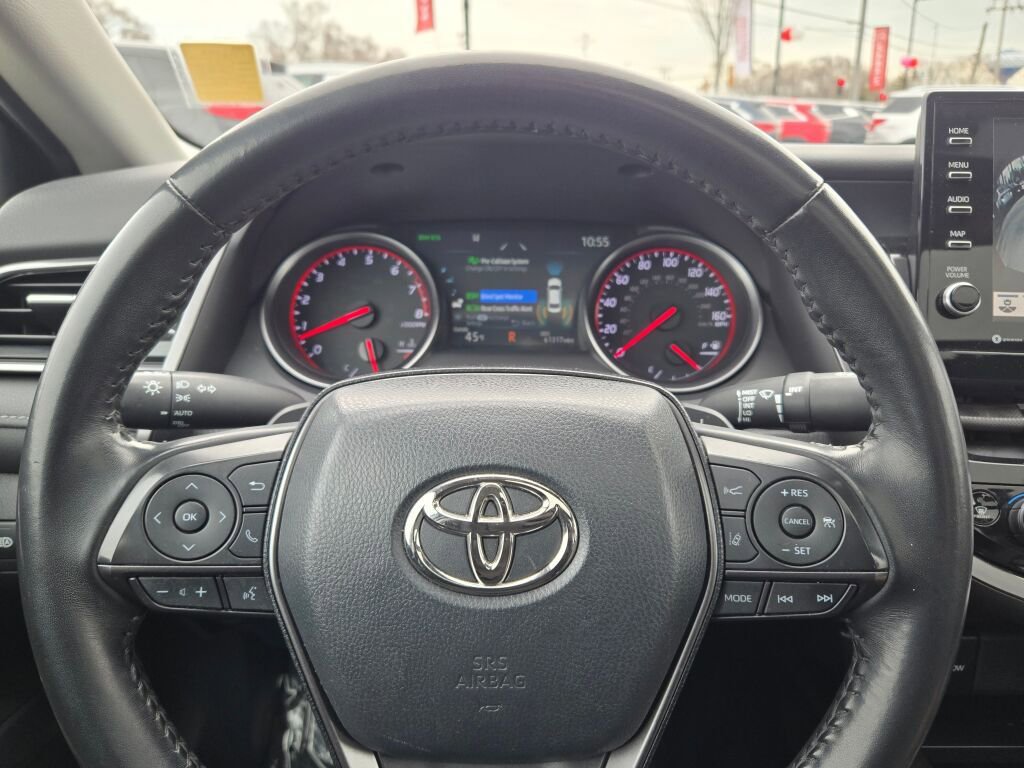 Used 2023 Toyota Camry XSE image 28
