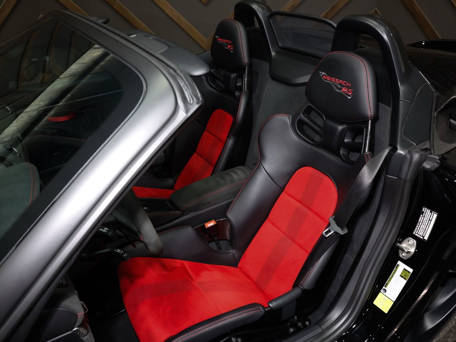 Used 2024 Porsche 718 Boxster Spyder RS w/ Weissach Package image 39