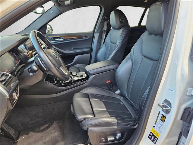 Used 2023 BMW X4 xDrive30i image 17