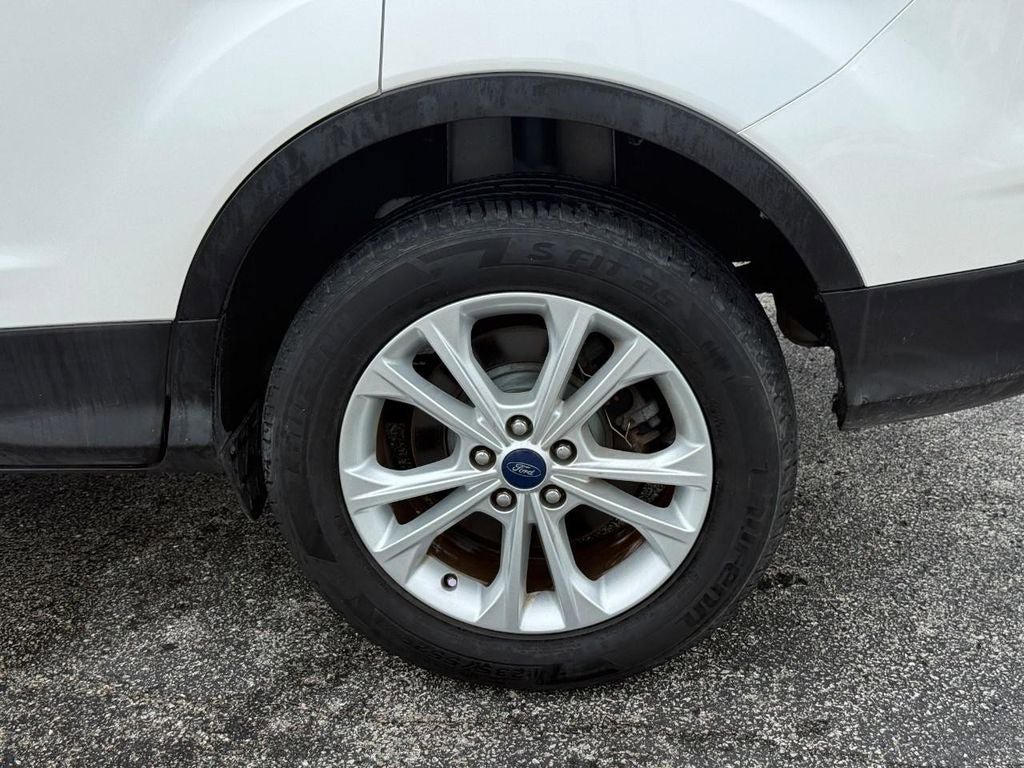 Used 2018 Ford Escape SEL FWD image 5