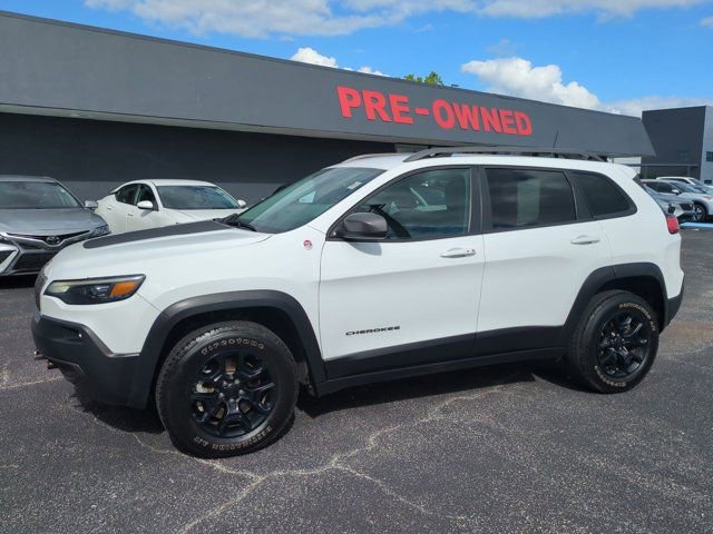 Used 2021 Jeep Cherokee Trailhawk w/ Comfort/Convenience Group AWD/4WD image 9