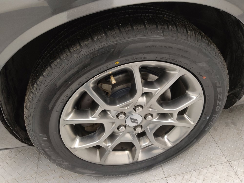 Used 2017 Dodge Challenger GT w/ Driver Convenience Group image 31