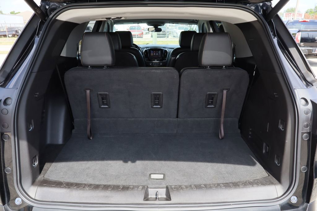 Used 2019 Chevrolet Traverse LT FWD image 25