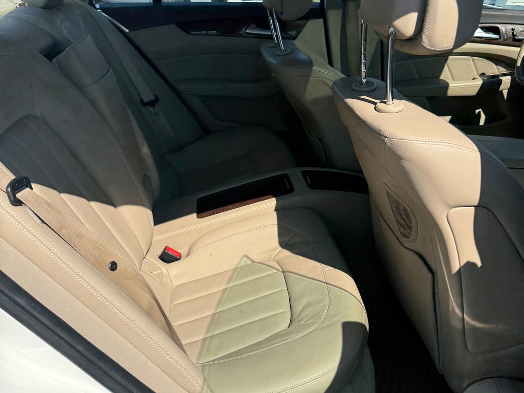 Used 2013 Mercedes-Benz CLS 550 4MATIC image 30