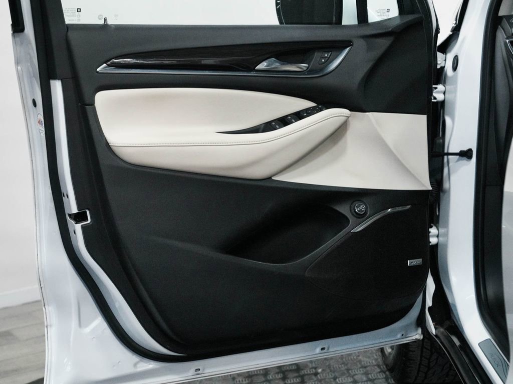 Used 2023 Buick Enclave Essence w/ Experience Buick Package image 11