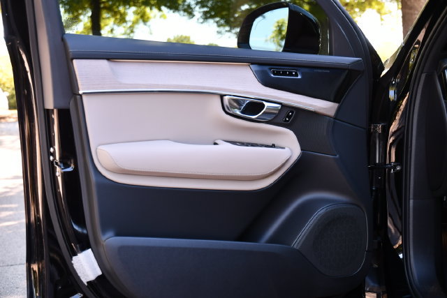 New 2027 Volvo XC90 B6 Plus AWD/4WD image 10