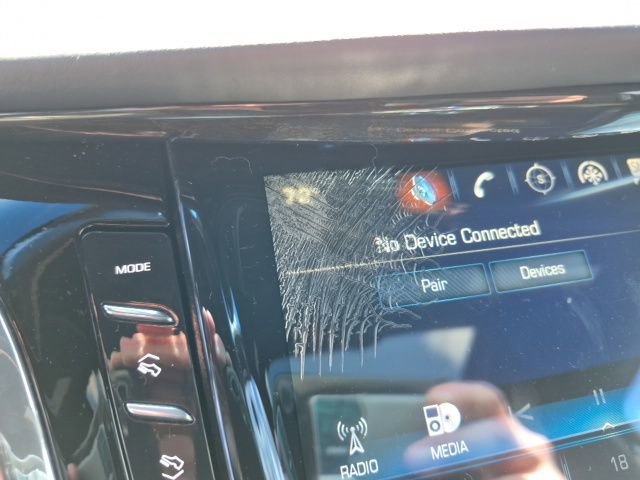 Used 2018 Cadillac Escalade Platinum image 16