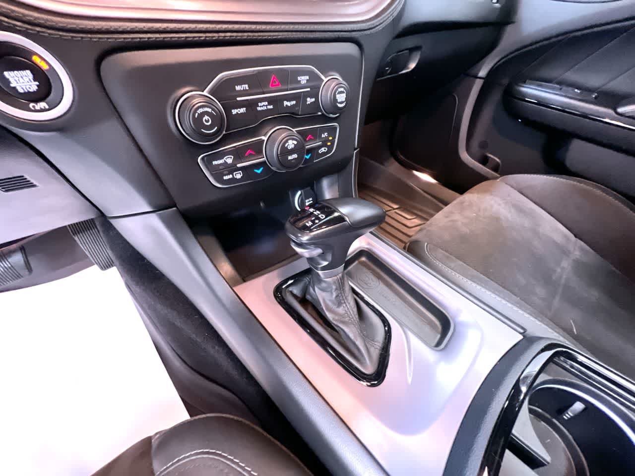 Used 2023 Dodge Charger R/T w/ Plus Group RWD image 29