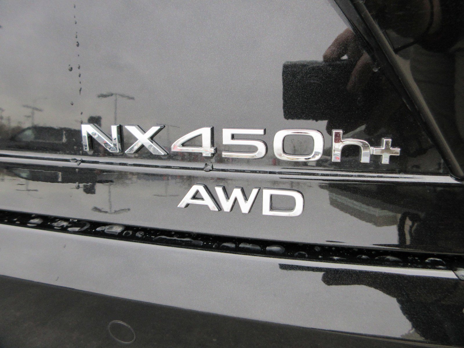 New 2026 Lexus NX 450h+ F Sport image 9