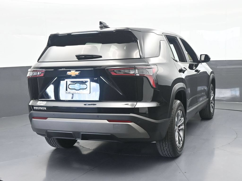 Used 2025 Chevrolet Equinox LT FWD image 5