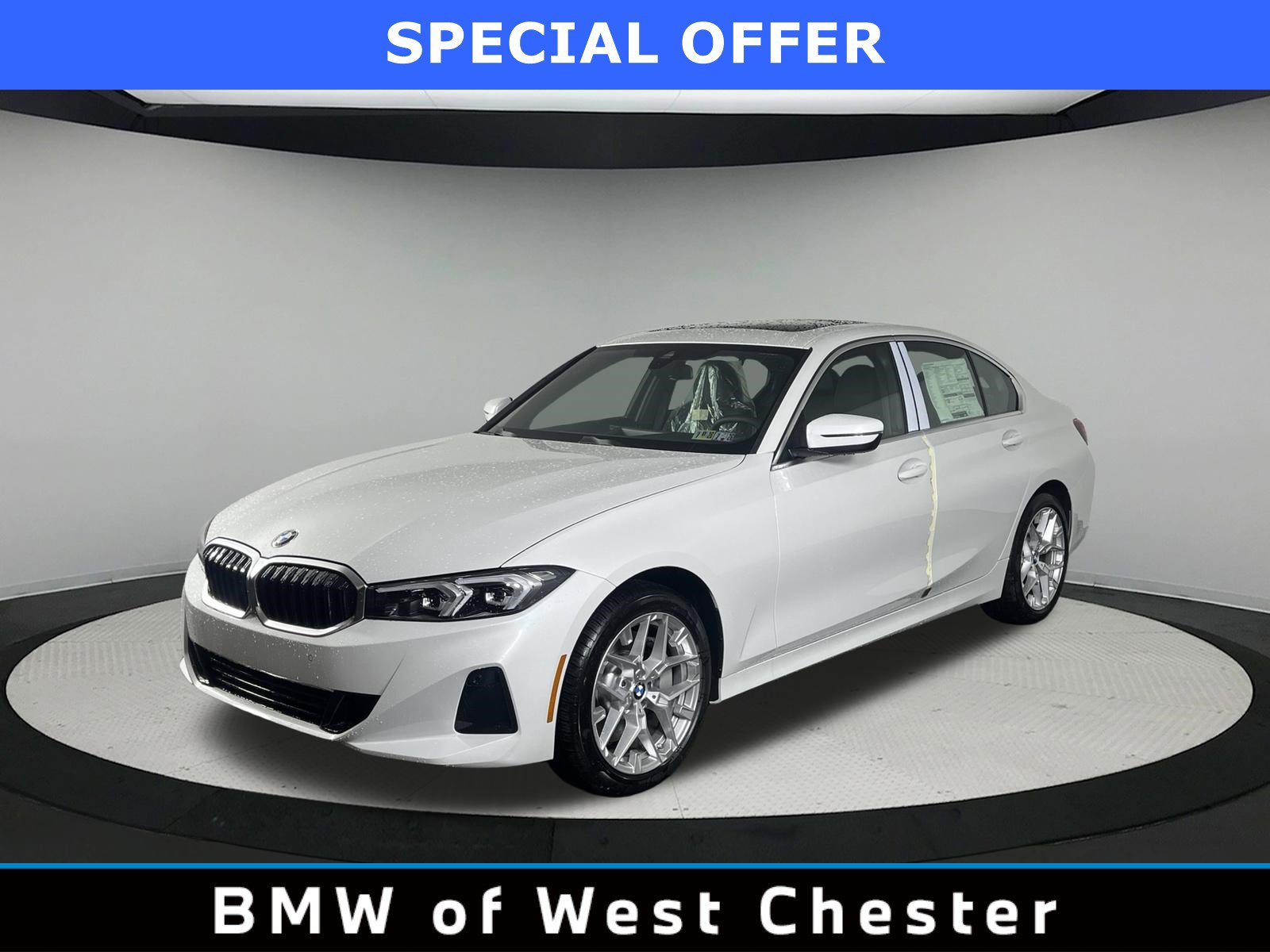 Certified 2025 BMW 330i xDrive Sedan w/ Convenience Package AWD/4WD image 1