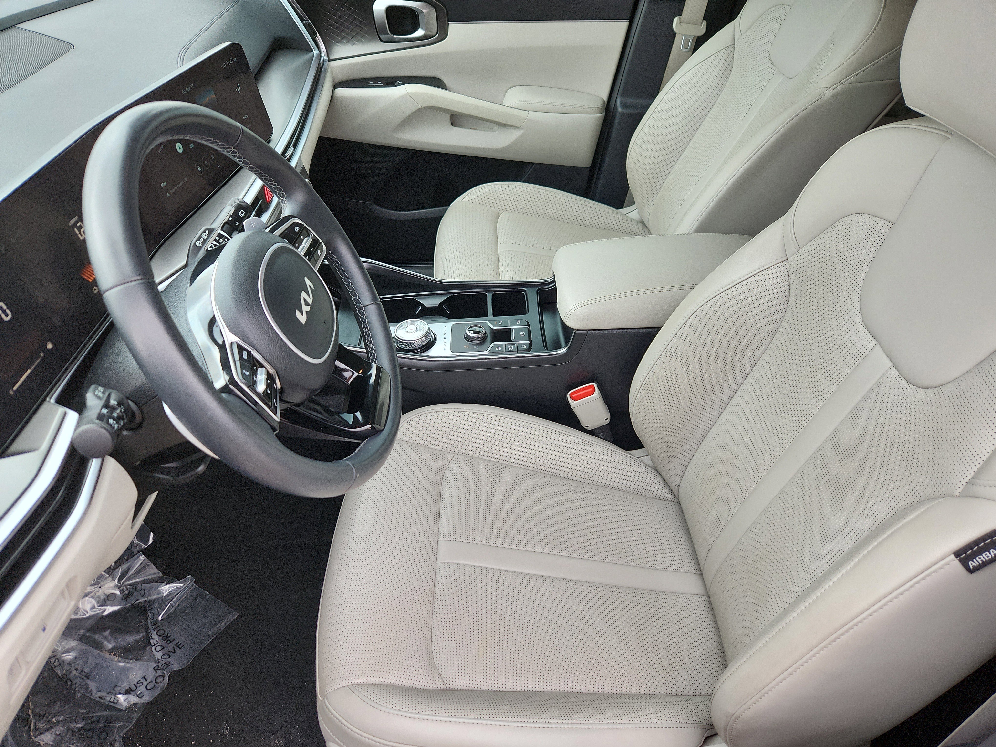 Used 2025 Kia Sorento EX AWD/4WD image 7