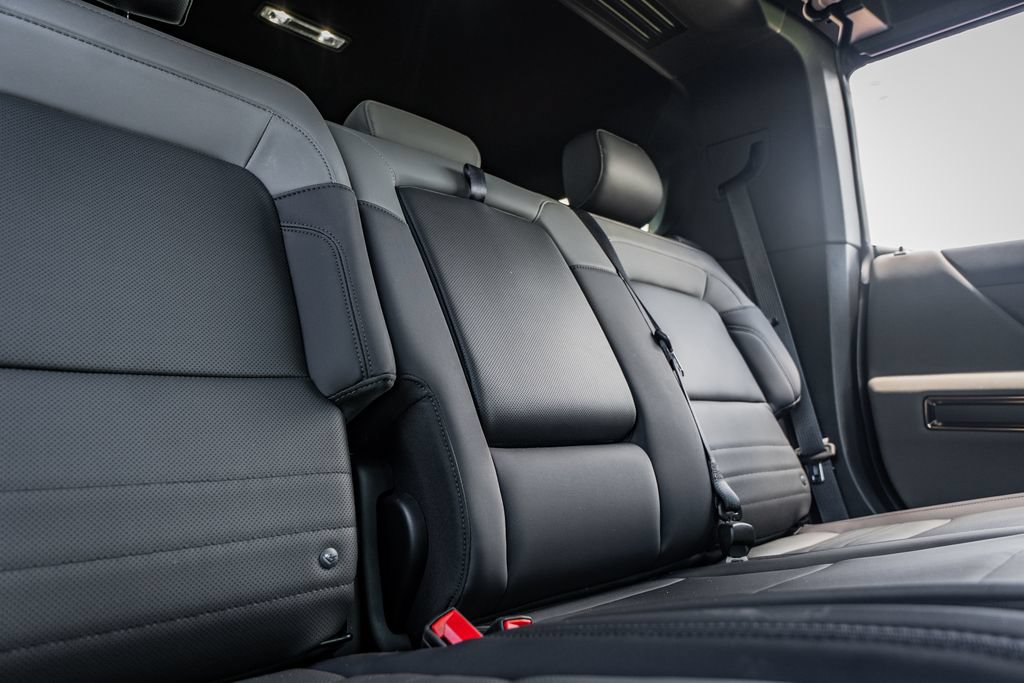Used 2025 GMC Hummer EV 2X AWD/4WD image 41