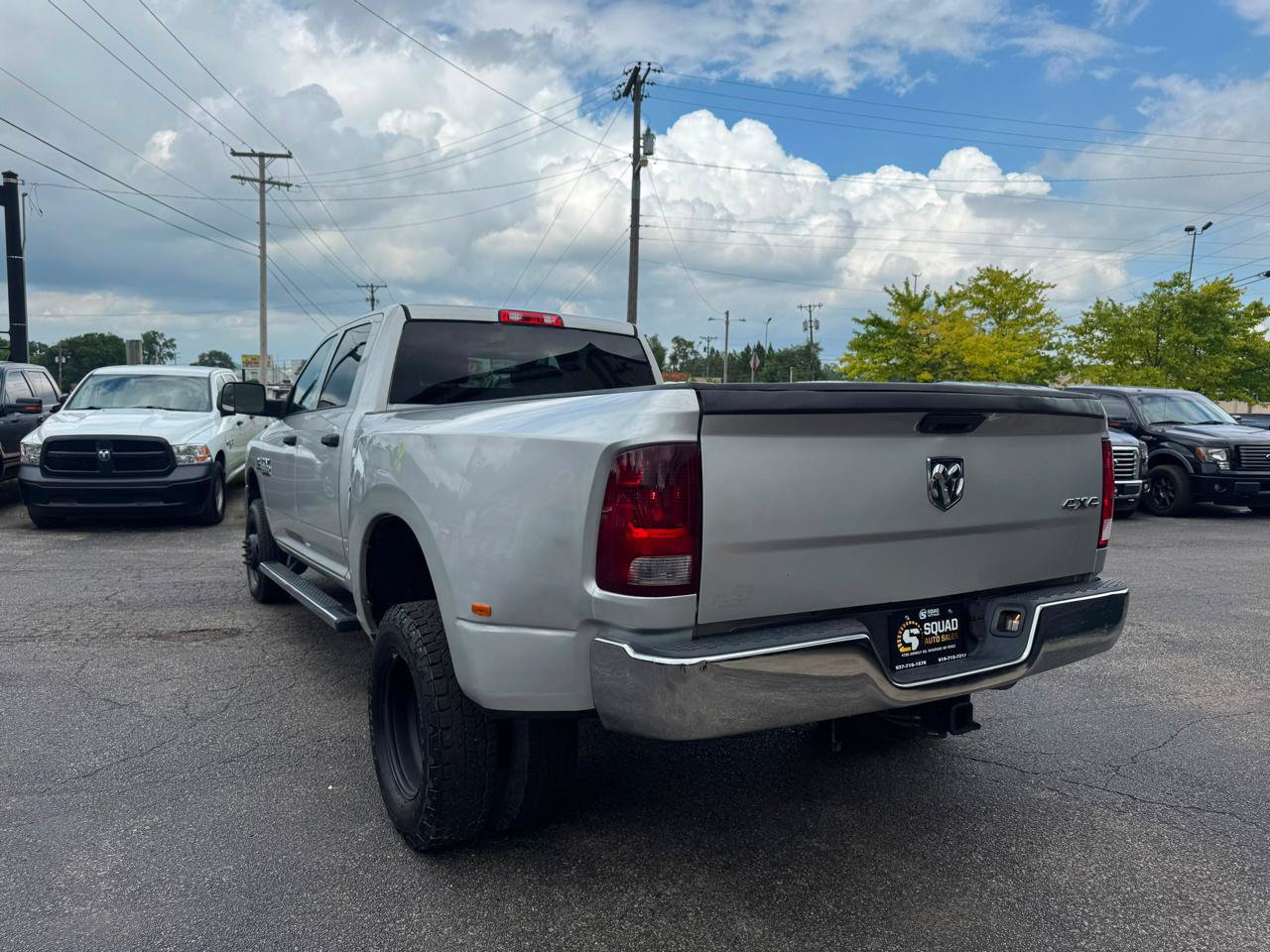 Used 2018 RAM 3500 Tradesman w/ Chrome Appearance Group AWD/4WD image 3