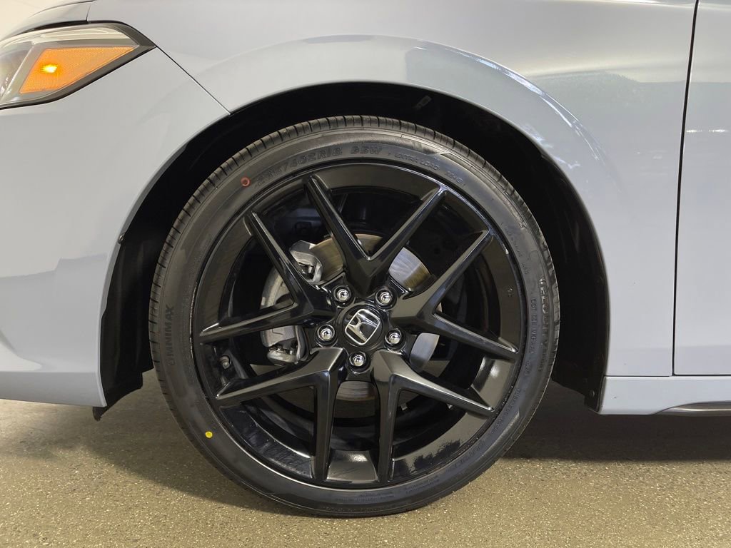 Used 2023 Honda Civic Sport image 11