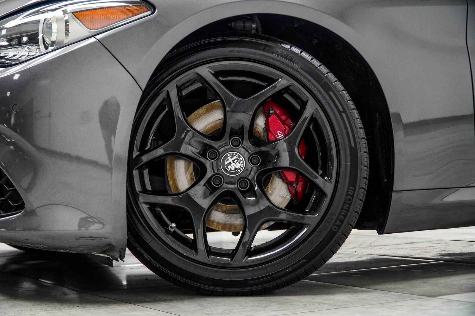 Used 2022 Alfa Romeo Giulia Ti RWD image 6