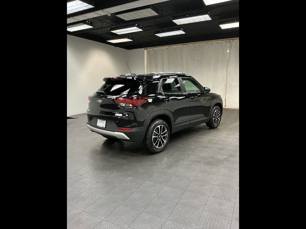 New 2026 Chevrolet TrailBlazer LT FWD image 5