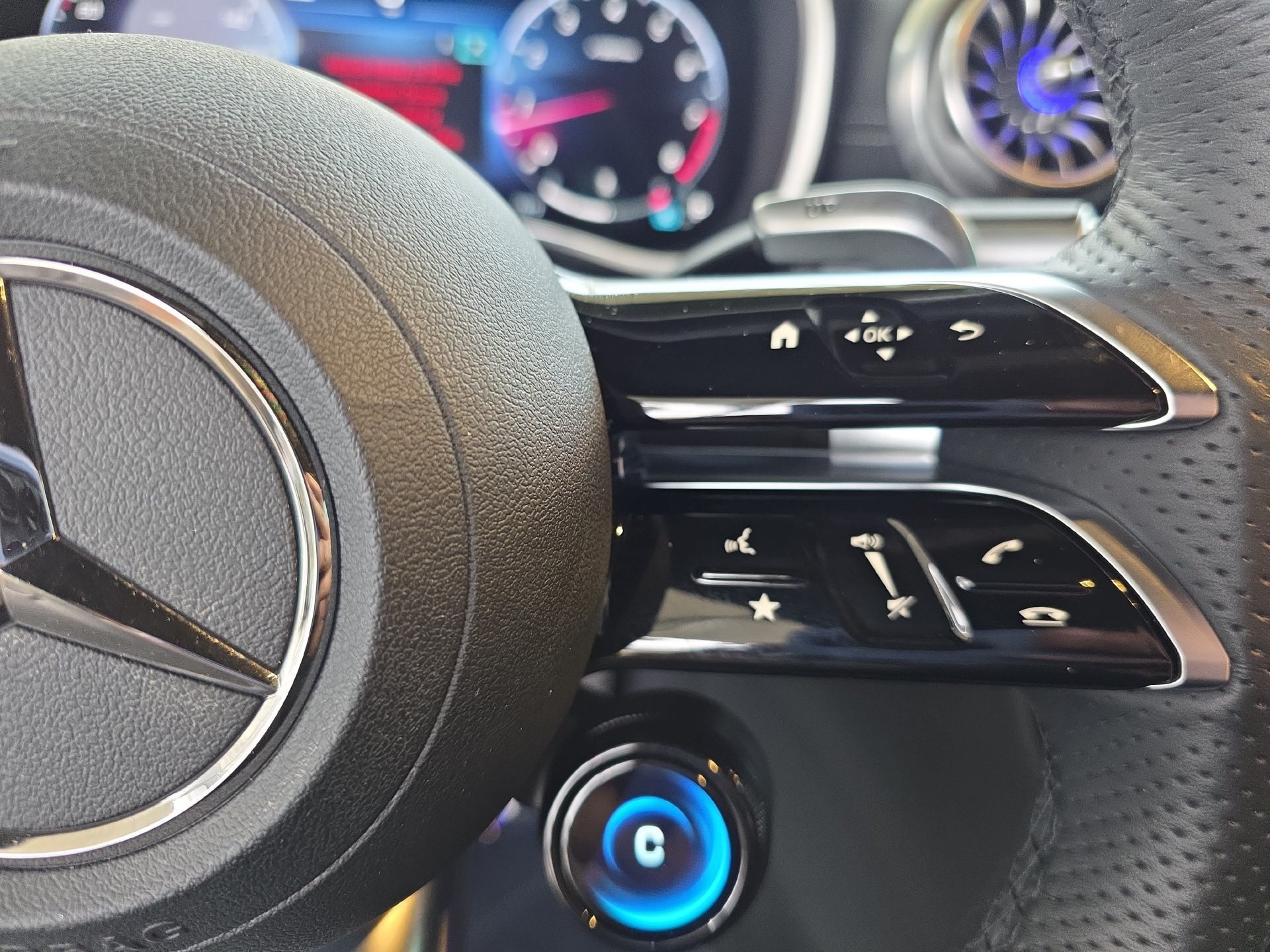 Used 2024 Mercedes-Benz AMG GT 55 image 18